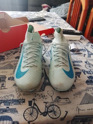 zapatillas futbol.talla 38.9 40 y 42