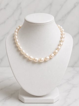 Collar de perlas cultivadas de agua dulce irregula