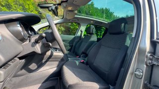 Peugeot 5008 2011 1.6HDI MANUAL