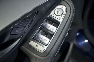 Mercedes-Benz GLC    300 de 4MATIC