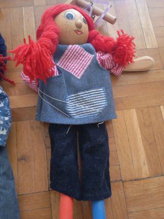 Marionetas de madera artesanales
