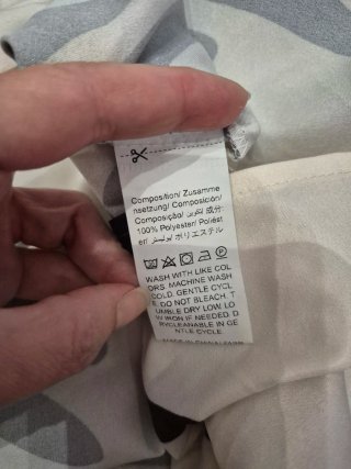 Vestido blanco y negro con estampado