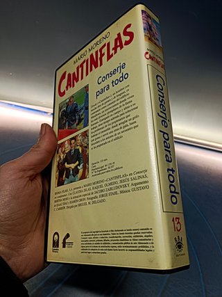 Película VHS ,CONSERJE PARA TODO - Mario Moreno Cantinflas