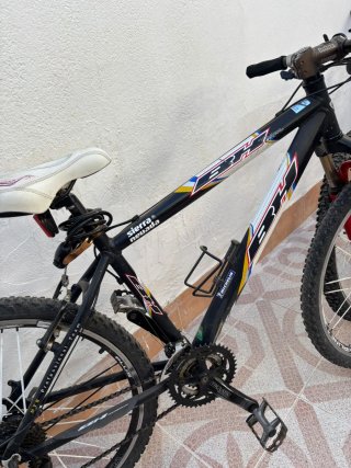 Bicicleta Fuji Roja Seminueva