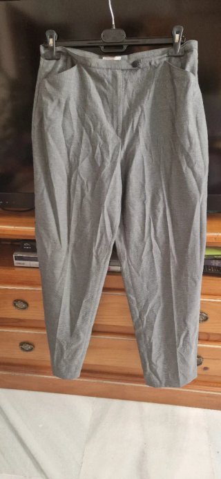 Pantalón señora gris Mellachia talla 48
