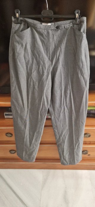 Pantalón señora gris Mellachia talla 48