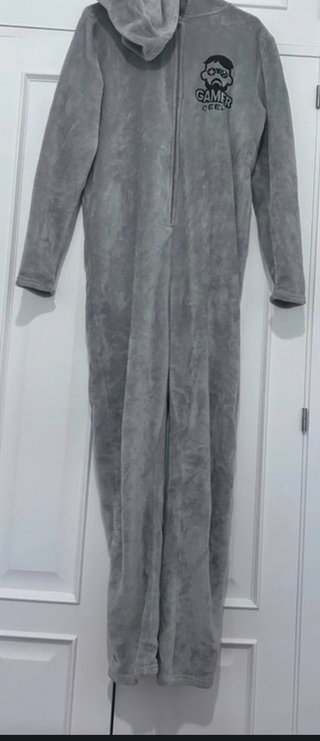 Pijama Entero Gris con capucha