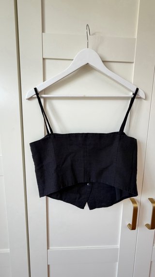 Top negro Zara con botones