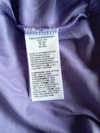 Camiseta manga larga Amazon Essentials morada