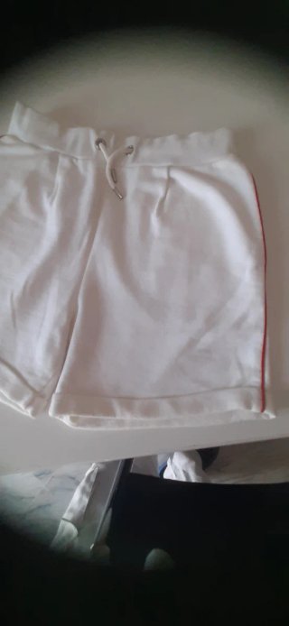 Pantaloncino bianco con banda rossa Taglia 14 anni