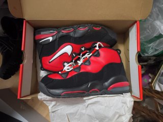 Nike Air More Uptempo Rojo/Negro