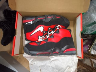 Nike Air More Uptempo Rojo/Negro