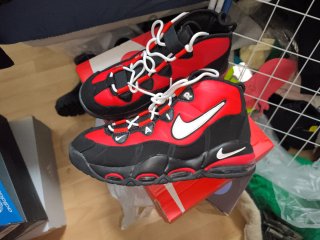 Nike Air More Uptempo Rojo/Negro