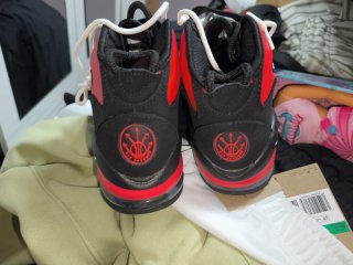 Nike Air More Uptempo Rojo/Negro