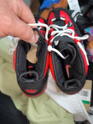 Nike Air More Uptempo Rojo/Negro