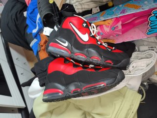 Nike Air More Uptempo Rojo/Negro
