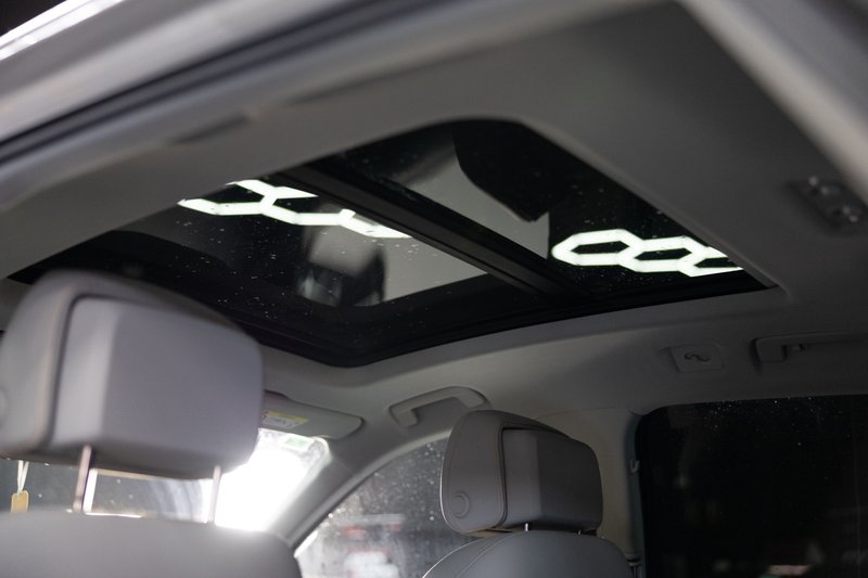 Audi e-tron 50 quattro Advanced 2020, foto 28