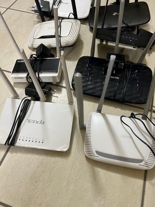 Router Modem Tenda F300