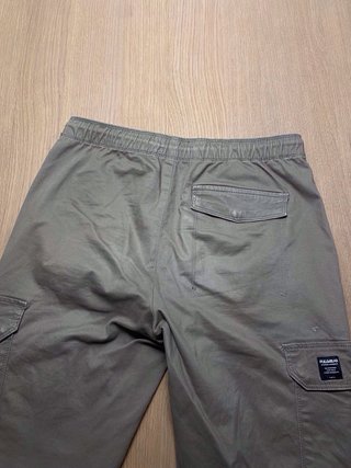 Pantalón Cargo Bull & Bear Verde Talla M