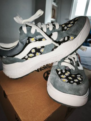 Vans Ultrarange Neo V3 floral azul talla 39
