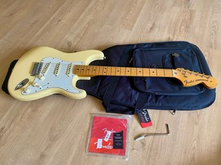 Fender Stratocaster Vintera II 70s