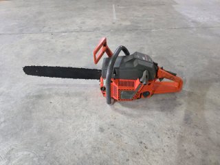 Motosierra Husqvarna 50 En buen estado y revisada.