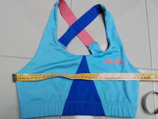 Top sportivo Ellesse blu e rosa