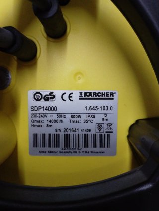 Bomba de agua sucias sumergible de 800 w  kärcher