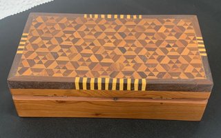 Caja artesanal marquetería madera