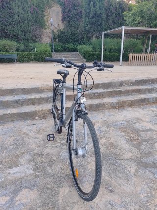 Bicicleta híbrida BTWIN gris