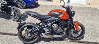 Triumph Trident 660 2023 Naranja