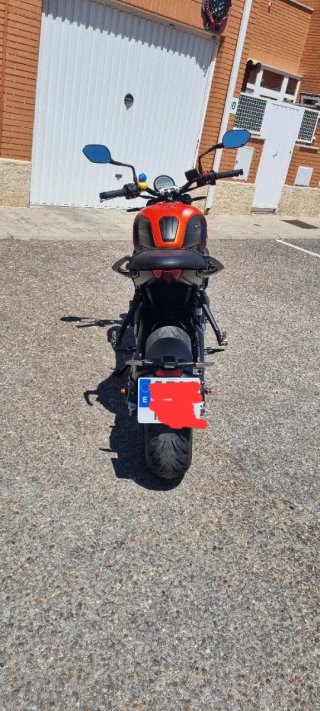 Triumph Trident 660 2023 Naranja