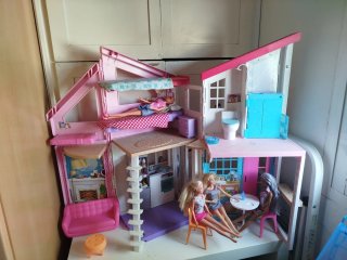 Casa Barbie con Accesorios