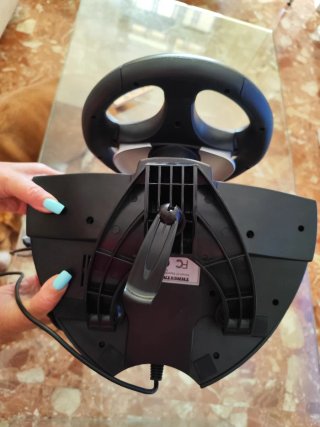 Volante Thrustmaster PC y PS3