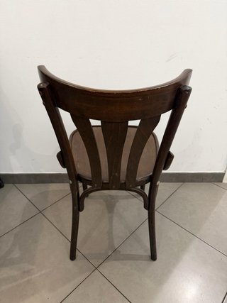 1450€ 43 sillas  y 15 Tableros Bar/Cafetería