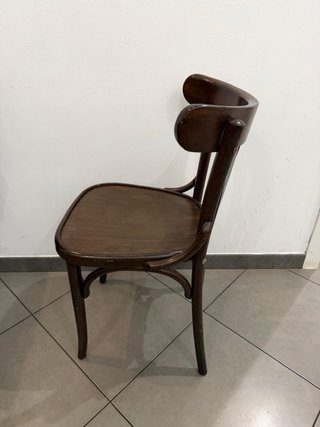 1450€ 43 sillas  y 15 Tableros Bar/Cafetería