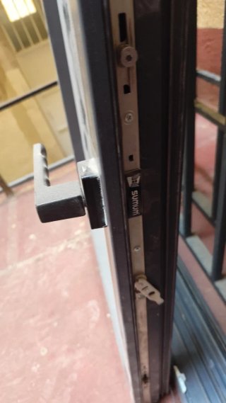 Ventana Kommerling en perfecto estado