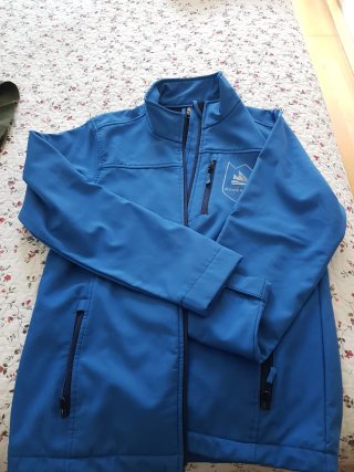 Cortavientos forrado azul unisex