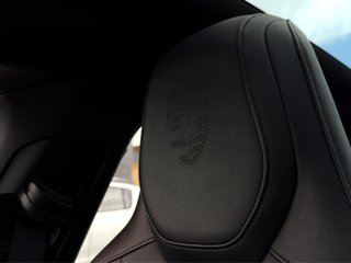 Porsche Taycan -