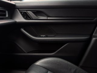 Porsche Taycan -