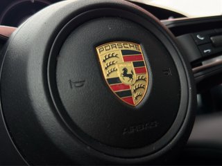 Porsche Taycan -