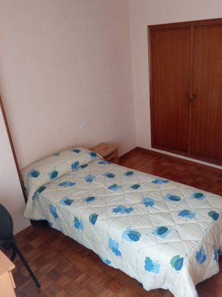 Se alquila piso por habitaciones, curso 2026/27