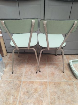 Juego de 2 sillas de cocina vintage