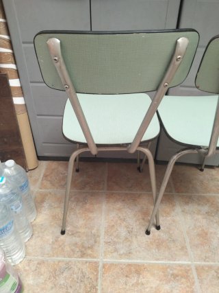 Juego de 2 sillas de cocina vintage