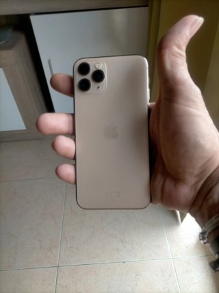 iPhone 11 64GB Apple