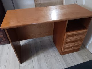 Escritorio madera maciza
