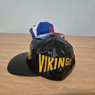 Gorra AMCAP Vikings Cuero Sintético Vintage