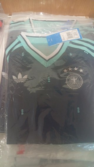 Camiseta Adidas Fútbol