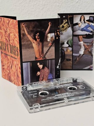 Guns N' Roses - The Spaghetti Incident? K7 1993
