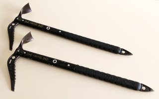 GRIVEL PIOLET MONTAÑISMO ALPINISMO ESCALAR CRAMPON